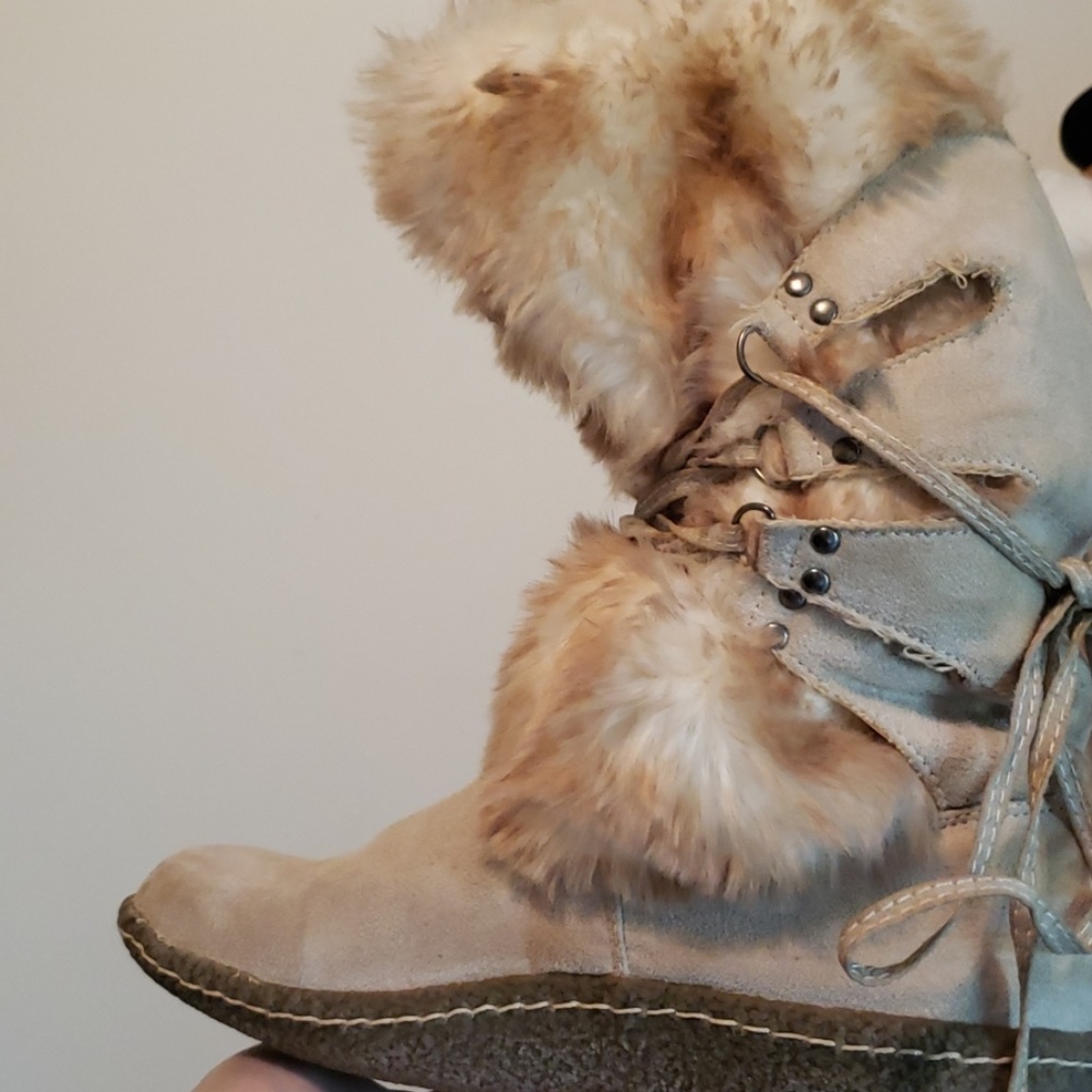 Wanted furry boots